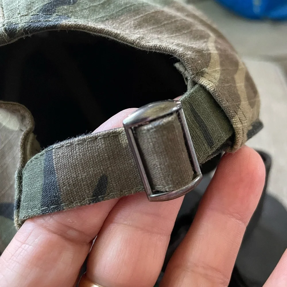 Gap Army Camouflage green buckle strap back embroidered logo trucker cap hat
